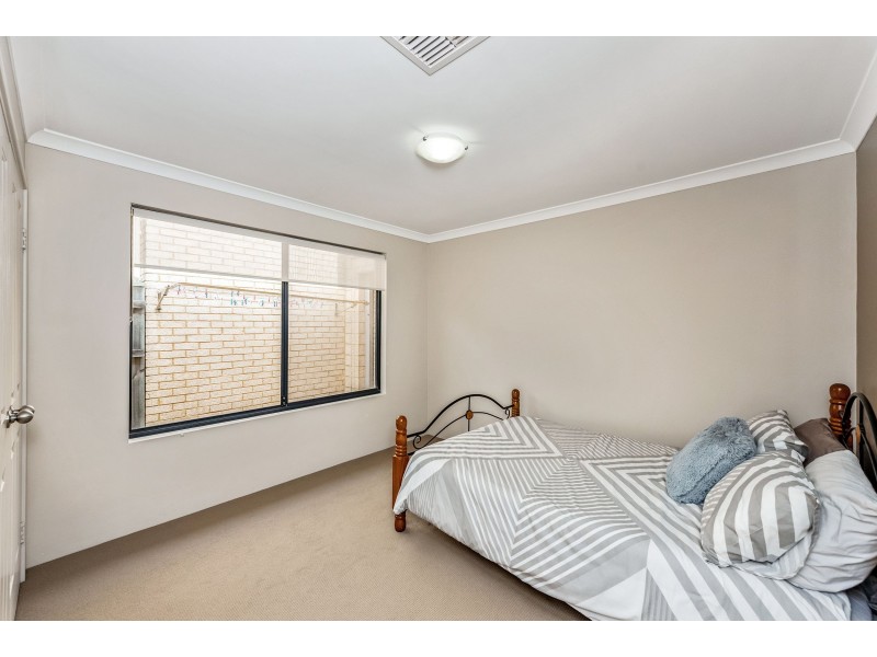 74 Pavilion Circle, The Vines WA 6069