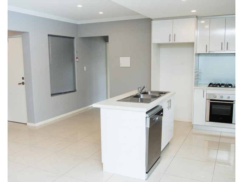 1/19 Frederic Street, Midland WA 6056