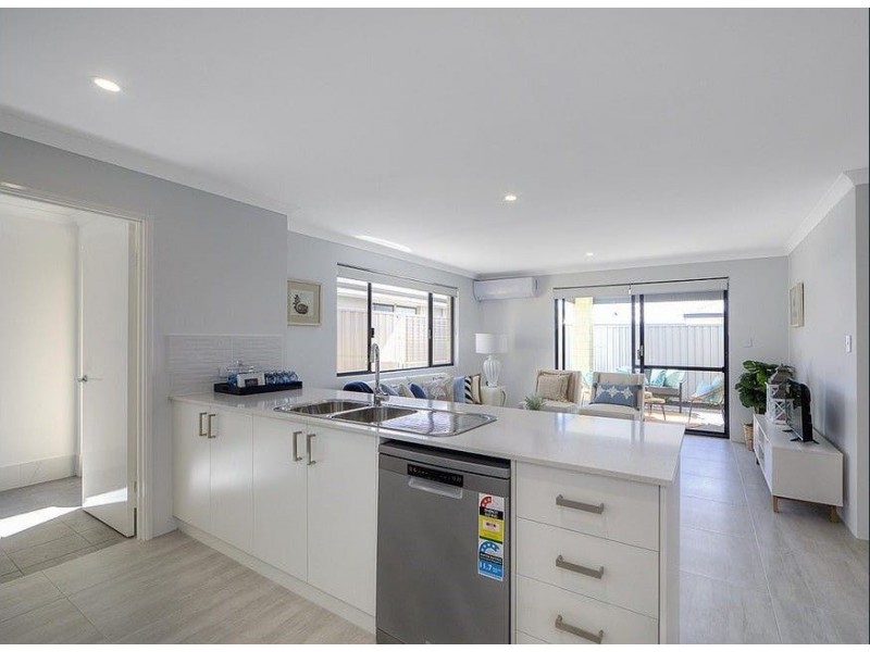 1/30 Edney Road, High Wycombe WA 6057