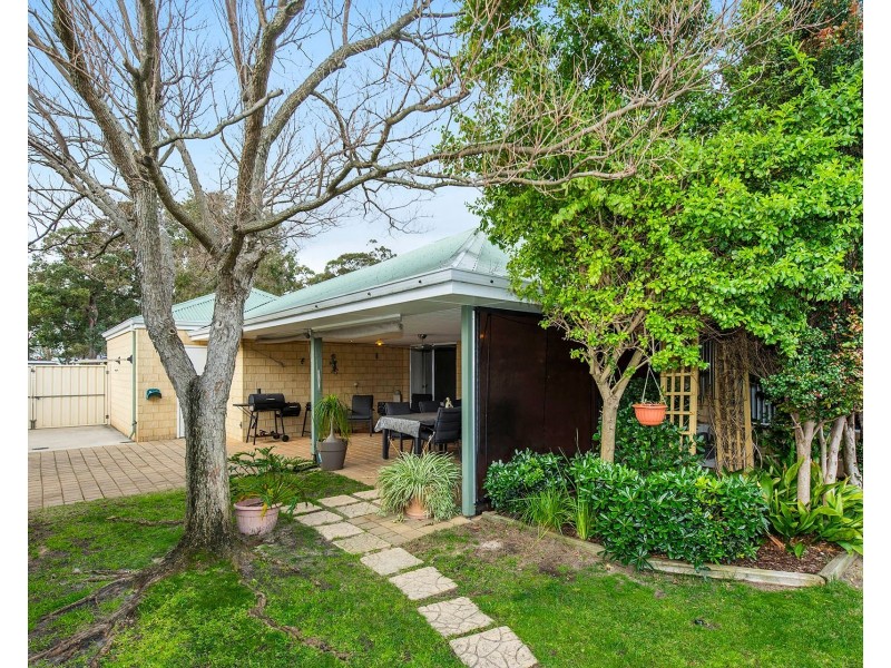 5 Lambertia Crescent, High Wycombe WA 6057