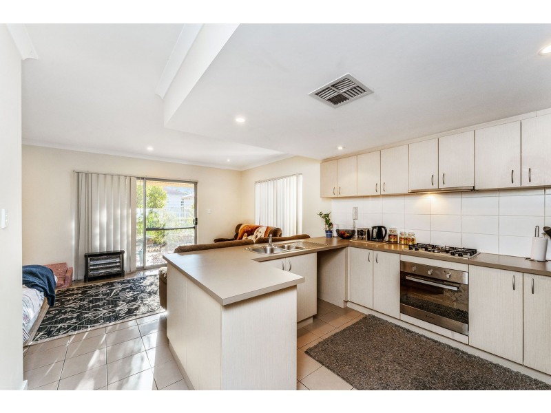 37/45 Elvire Street, Viveash WA 6056