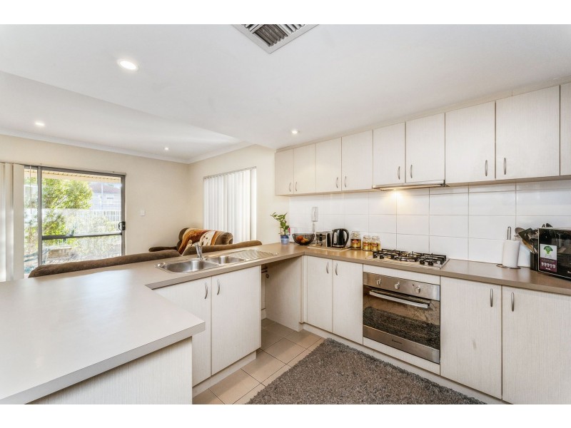 37/45 Elvire Street, Viveash WA 6056