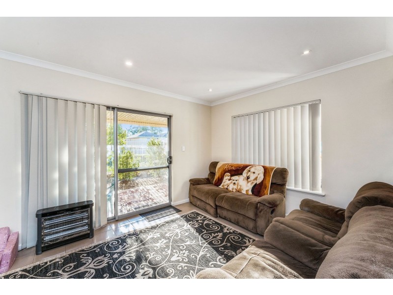 37/45 Elvire Street, Viveash WA 6056