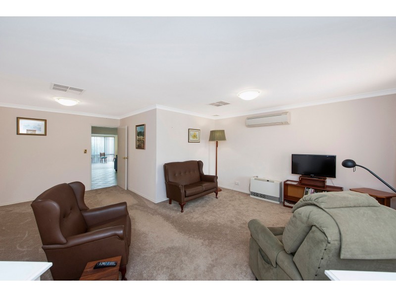 19 Gardenia Gardens, Helena Valley WA 6056