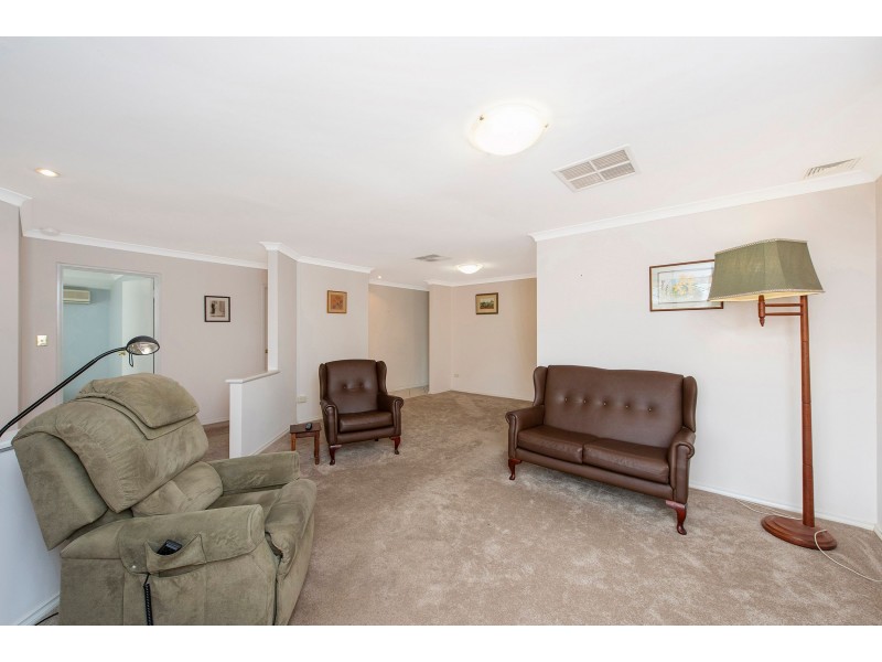 19 Gardenia Gardens, Helena Valley WA 6056