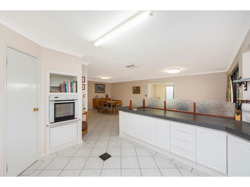 19 Gardenia Gardens, Helena Valley WA 6056