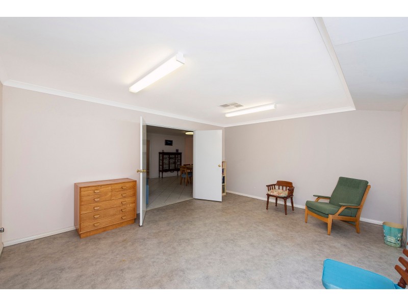 19 Gardenia Gardens, Helena Valley WA 6056