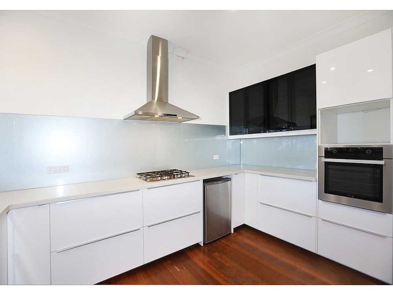 1 Sunset Crescent, Kalamunda WA 6076