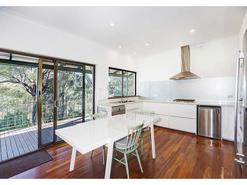 1 Sunset Crescent, Kalamunda WA 6076