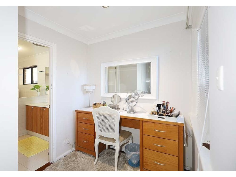 10 Meloway Drive, Maida Vale WA 6057