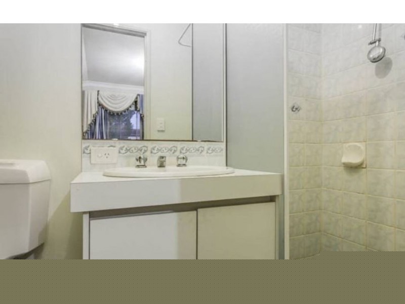 1 Kamber Court, Maddington WA 6109