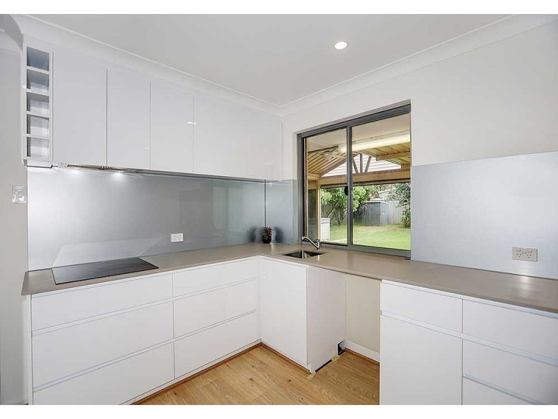 37 Mallee Way, Forrestfield WA 6058