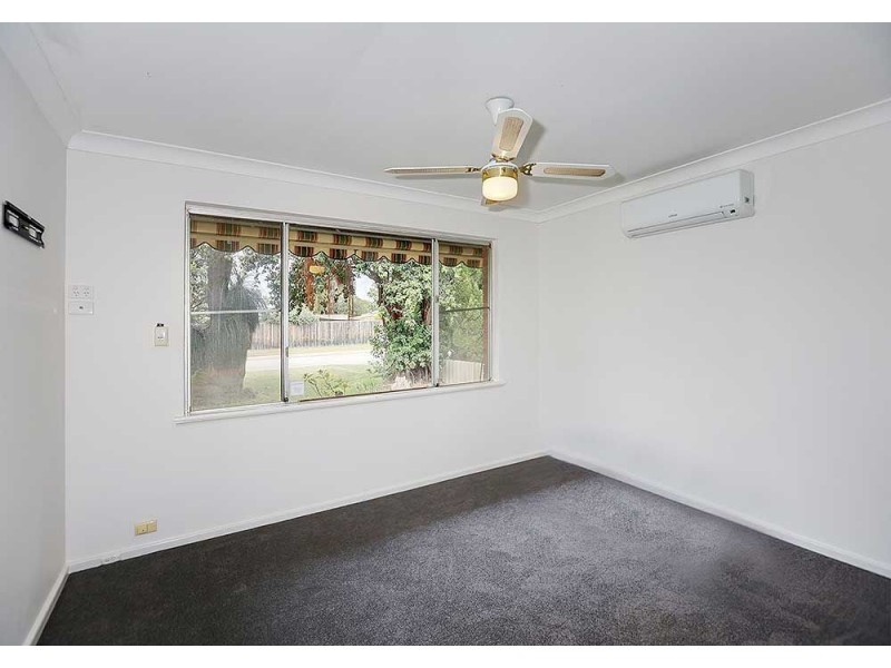37 Mallee Way, Forrestfield WA 6058