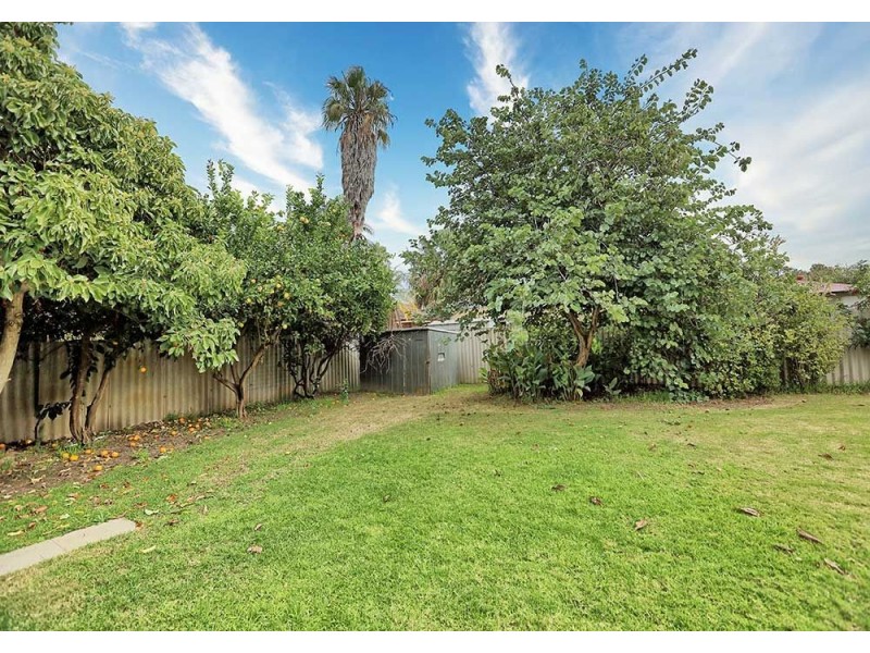 37 Mallee Way, Forrestfield WA 6058