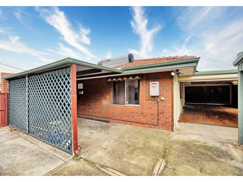37 Mallee Way, Forrestfield WA 6058