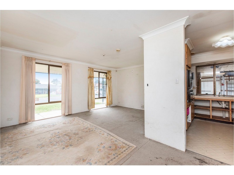 26 Maclarty Way, High Wycombe WA 6057