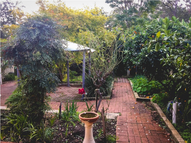 5 Shakespeare Road, Kalamunda WA 6076