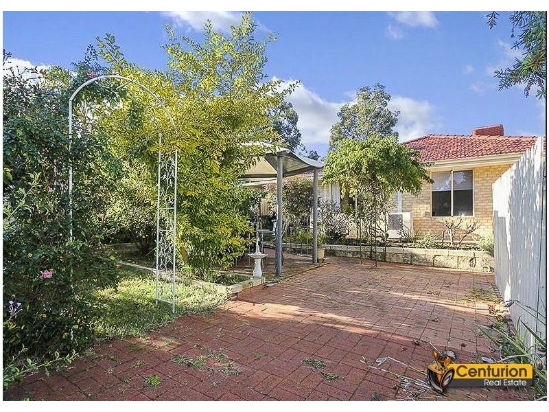 5 Shakespeare Road, Kalamunda WA 6076