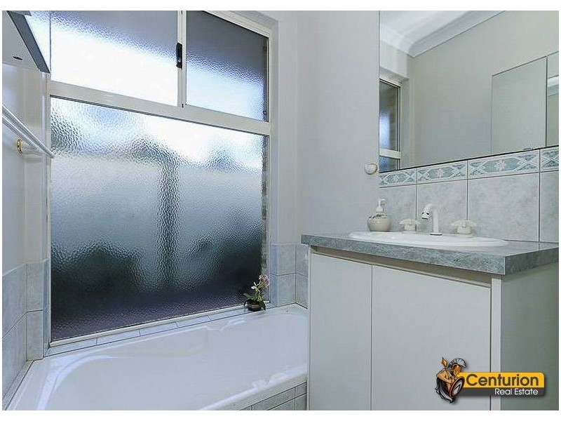 5 Shakespeare Road, Kalamunda WA 6076