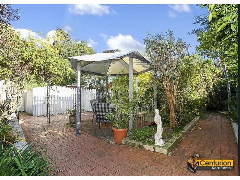 5 Shakespeare Road, Kalamunda WA 6076