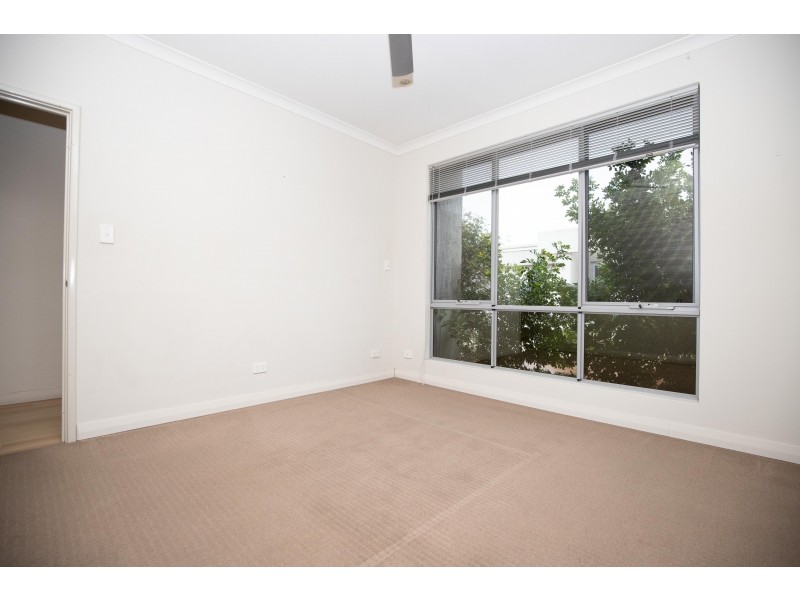 5/3 Kaoriki Court, Maida Vale WA 6057
