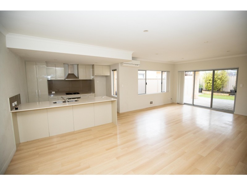 5/3 Kaoriki Court, Maida Vale WA 6057