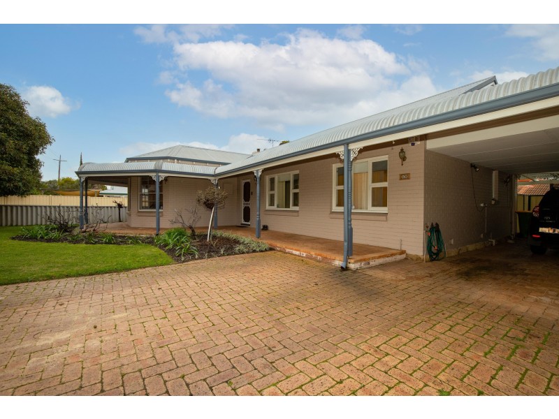 18 Wittenoom Road, High Wycombe WA 6057