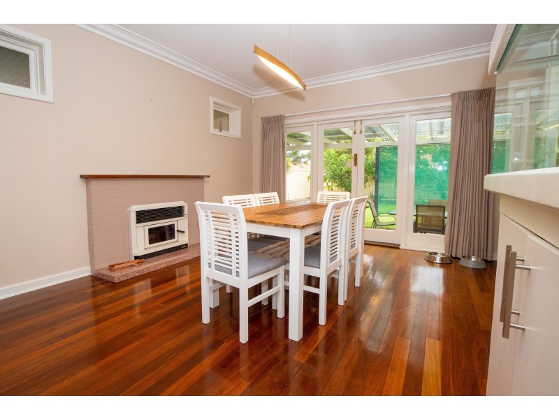 18 Wittenoom Road, High Wycombe WA 6057