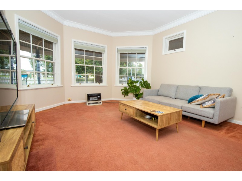 18 Wittenoom Road, High Wycombe WA 6057