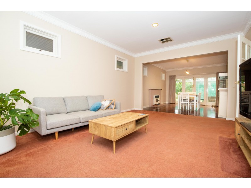 18 Wittenoom Road, High Wycombe WA 6057