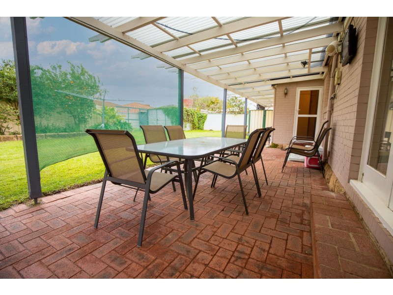 18 Wittenoom Road, High Wycombe WA 6057