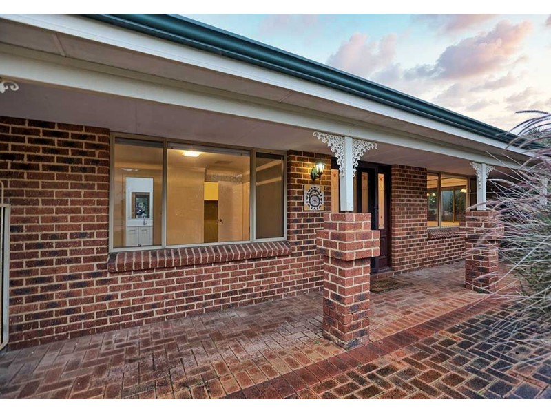 6 Cottingley Place, Swan View WA 6056