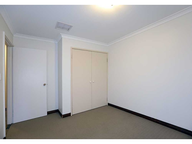 6 Cottingley Place, Swan View WA 6056