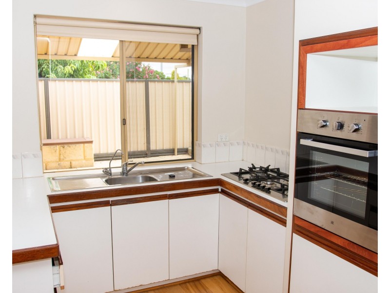 11 Higgins Way, Bayswater WA 6053