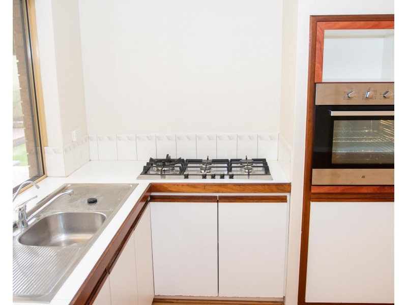 11 Higgins Way, Bayswater WA 6053