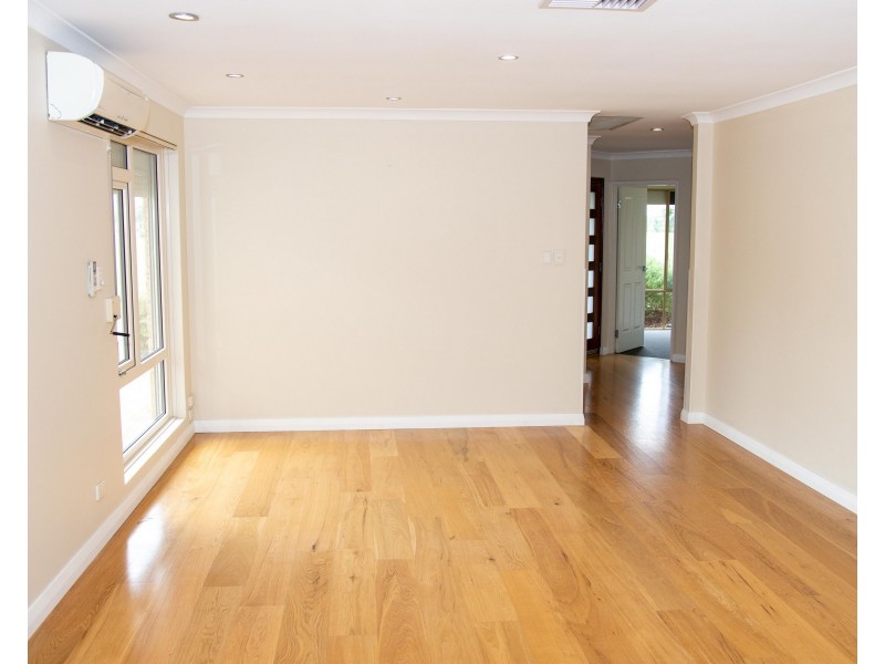 11 Higgins Way, Bayswater WA 6053
