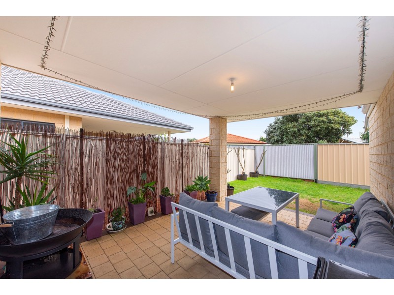 8 Bluebell Avenue, High Wycombe WA 6057