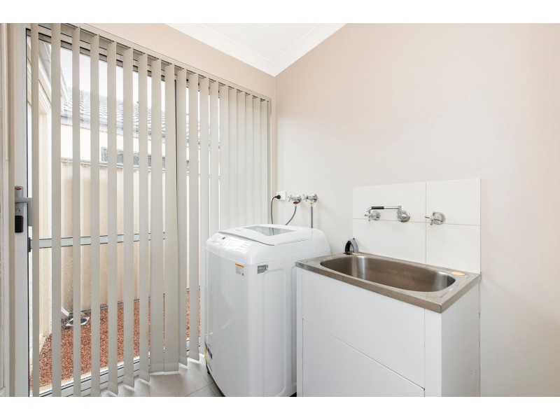 8 Bluebell Avenue, High Wycombe WA 6057