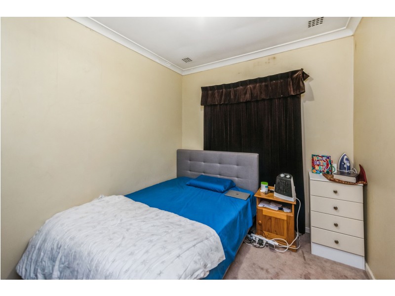 285b Welshpool Road, Queens Park WA 6107