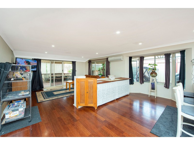 23 Peach Tree Way, Forrestfield WA 6058