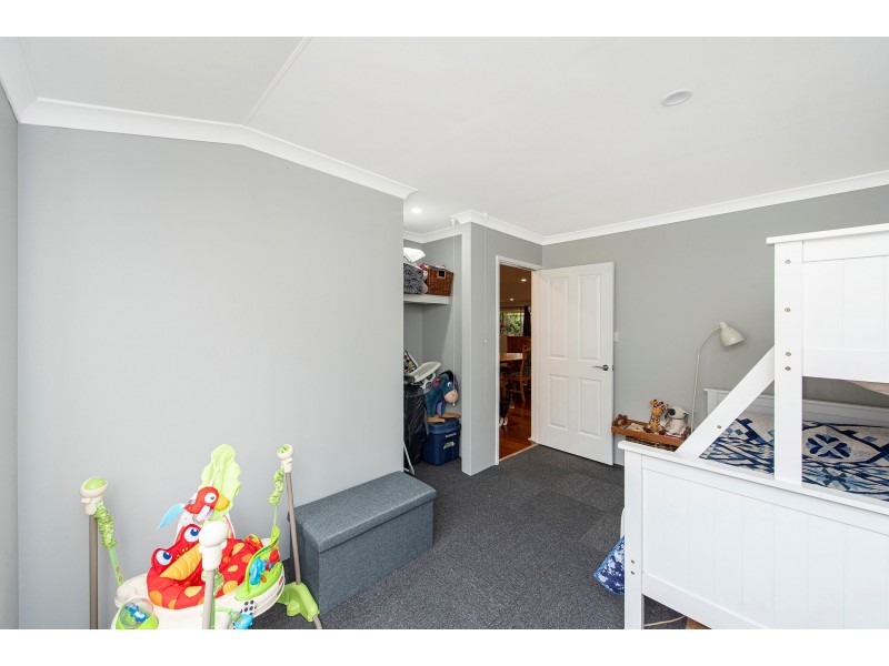 23 Peach Tree Way, Forrestfield WA 6058