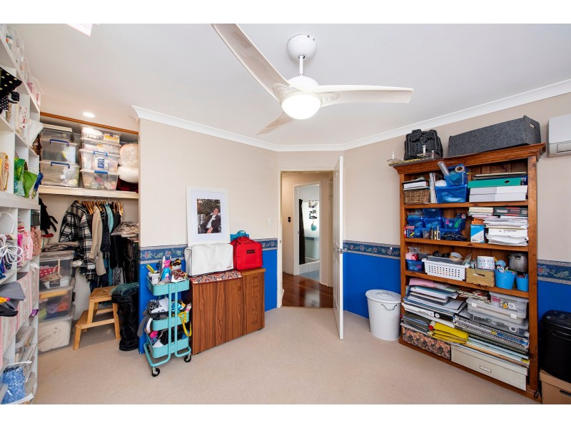 23 Peach Tree Way, Forrestfield WA 6058