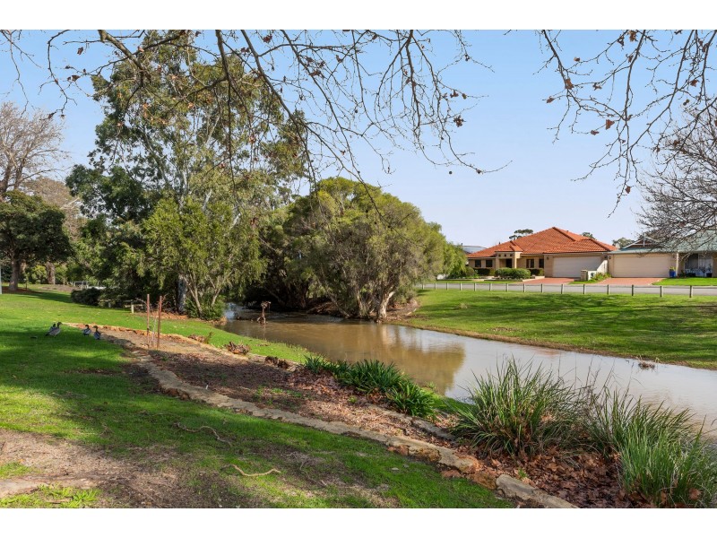 23 Peach Tree Way, Forrestfield WA 6058