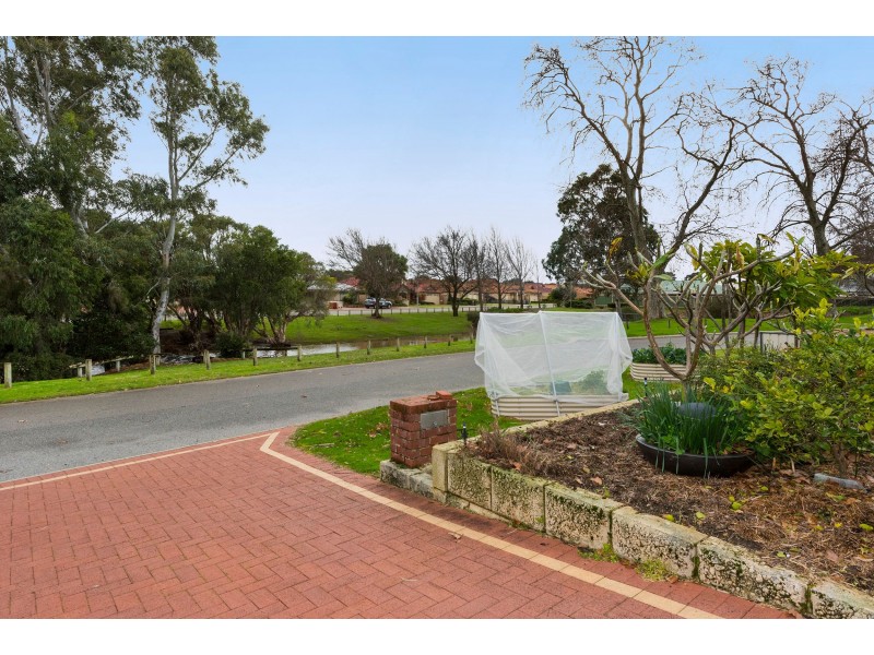 23 Peach Tree Way, Forrestfield WA 6058
