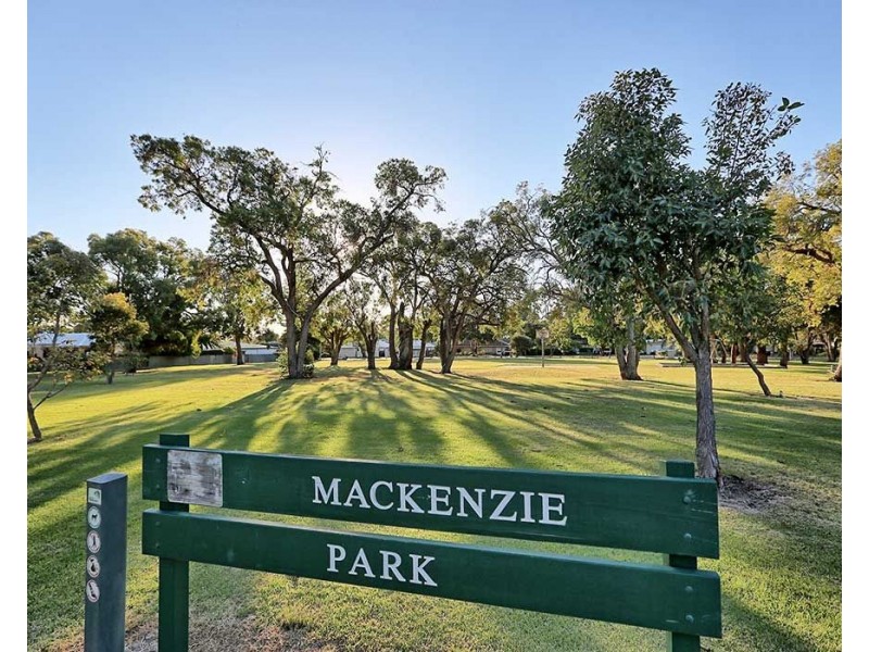 4/30 Albemarle Way, High Wycombe WA 6057