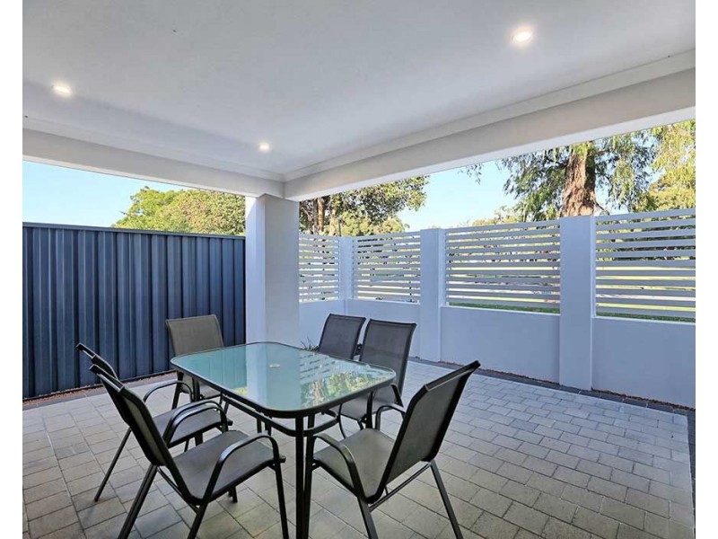 4/30 Albemarle Way, High Wycombe WA 6057