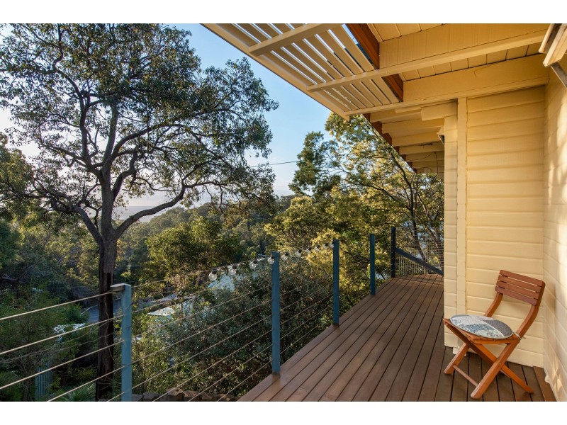 16 Lascelles Parade, Gooseberry Hill WA 6076