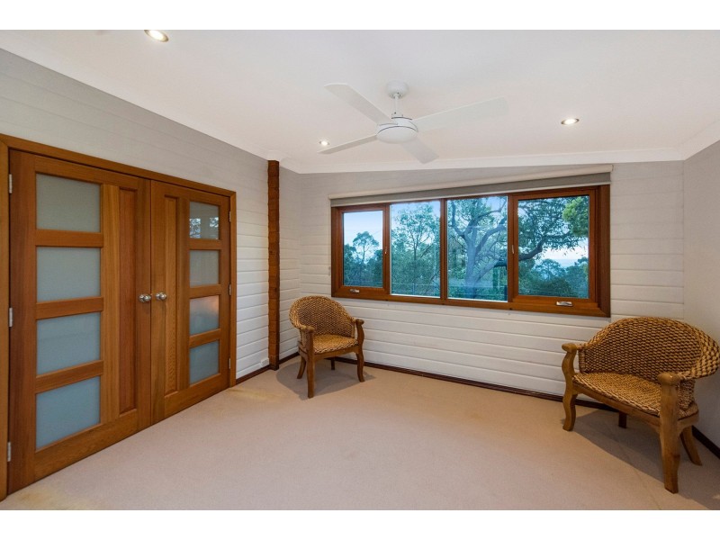 16 Lascelles Parade, Gooseberry Hill WA 6076