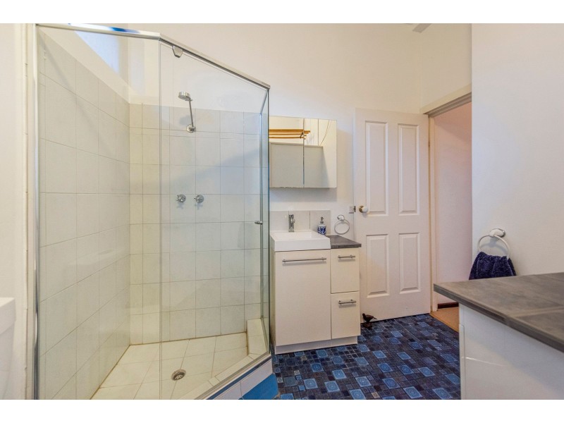 16 Lascelles Parade, Gooseberry Hill WA 6076