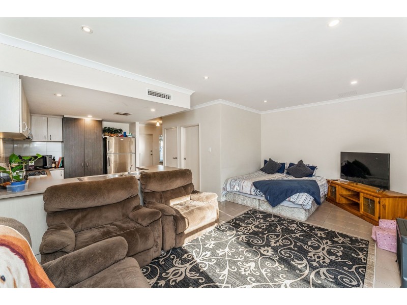 37/45 Elvire Street, Viveash WA 6056